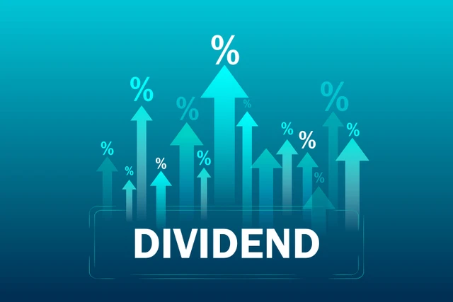 20 dividend stocks outperforming the S&P 500 as markets turn defensive